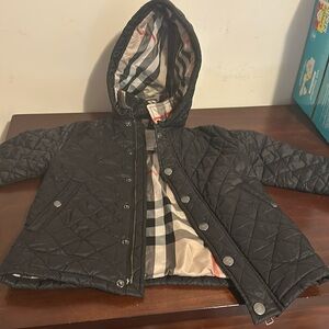 Authentic Children Burberry 3Y Coat !! All Details in the photo !